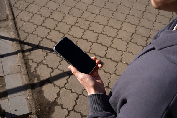 Рязанец украл смартфон ради подарка сыну