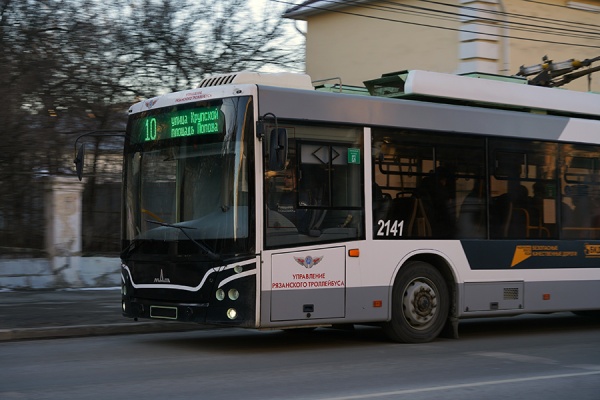 Авария на сетях РГРЭС нарушила движение троллейбусов