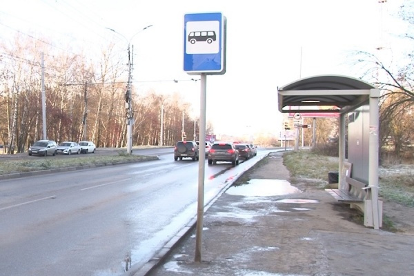 В Рязани задержали мужчину, повредившего остановочный павильон