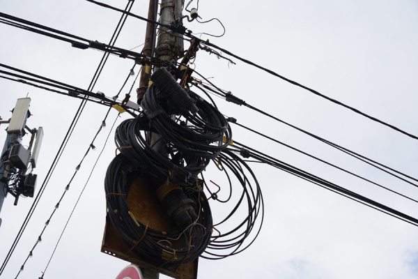 Более 2,5 километров проводов демонтировали в Рязани