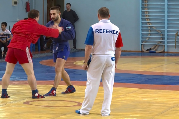 Рязанский самбист завоевал бронзу на чемпионате России