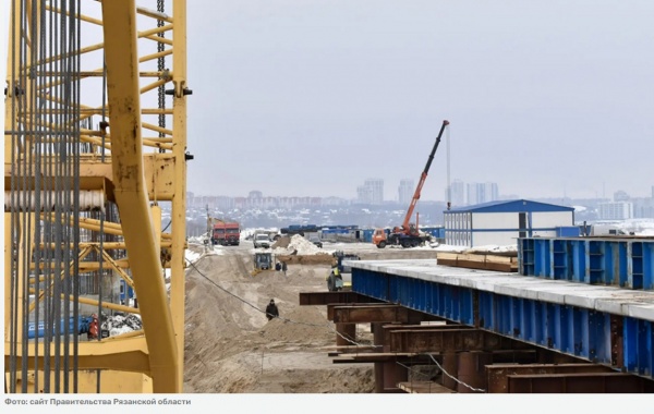 Новый мост через Оку в Рязанской области готов на 19%