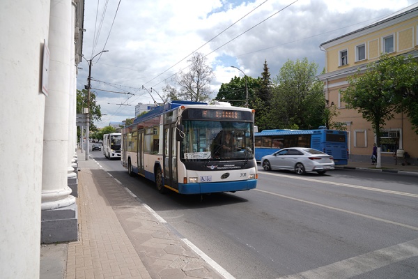 Движение троллейбусов в центре города возобновили