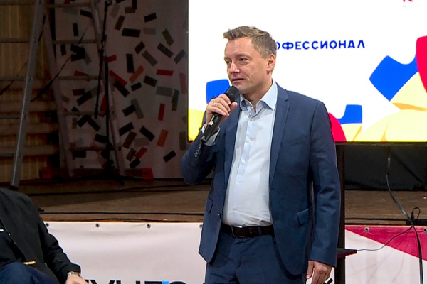 Денис Боков: «Сейчас перед молодежью открыты все двери»
