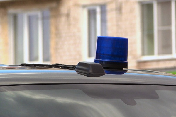 Пенсионер напал с ножом на продавца в поселке Ухолово