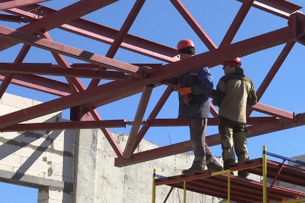 В здании флагманской школы в Рязани возводят второй этаж