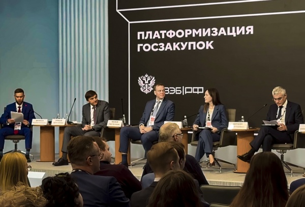 Павел Малков предложил проводить госзакупки для школ через маркетплейсы