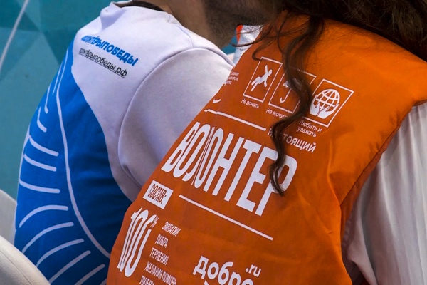 Пятеро рязанских волонтёров получили знак «Доброволец России»