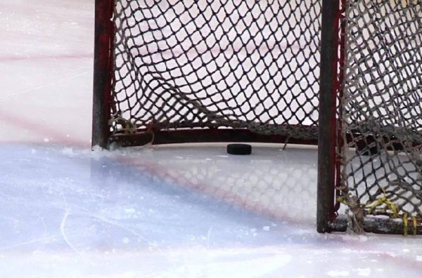 Рязанцев приглашают на турнир по хоккею в валенках