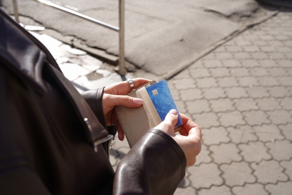 Рязанские льготники смогут получать лекарства по карте жителя