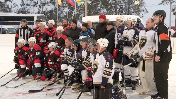 Губернатор посетил хоккейный матч в Касимовском округе