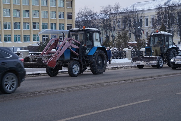 В Рязани привлекают дополнительные ресурсы для уборки снега