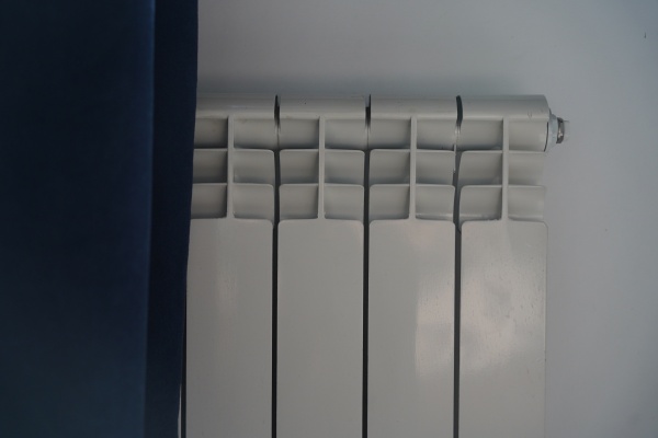 На Новоселов завершили ремонт теплосети и восстановили отопление