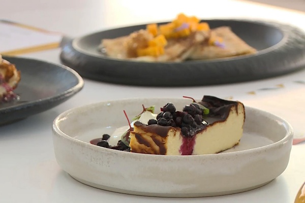 На Лыбедском бульваре установили три фудтрака