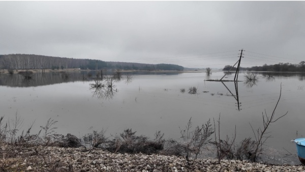 Уровень воды в Проне резко упал на 132 сантиметра