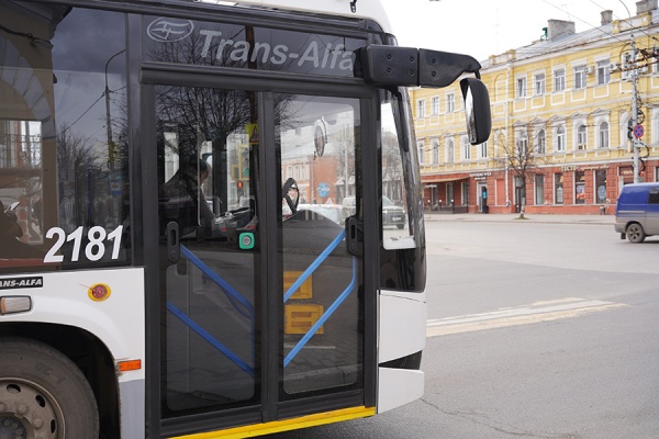 В Рязани 18 апреля увеличат количество автобусов к кладбищам